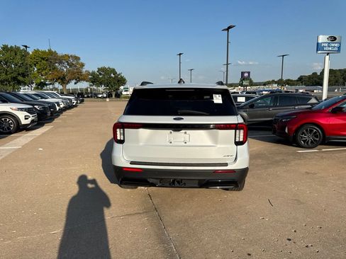 Used 2026 Ford Explorer ST-Line AWD/4WD image 4