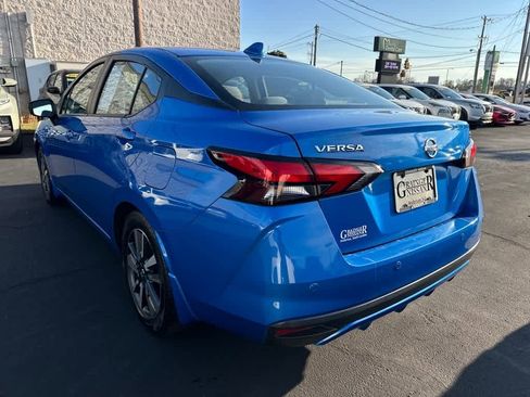 Used 2020 Nissan Versa SV image 5