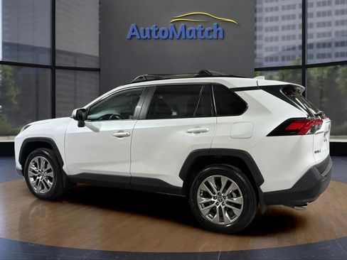 Used 2025 Toyota RAV4 XLE Premium w/ Weather Package AWD/4WD image 8