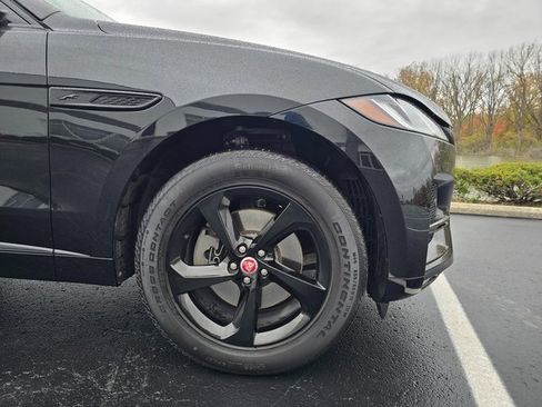 Used 2023 Jaguar F-PACE S image 4