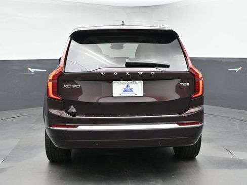 New 2026 Volvo XC90 T8 Ultra w/ Protection Package Premier AWD/4WD image 3