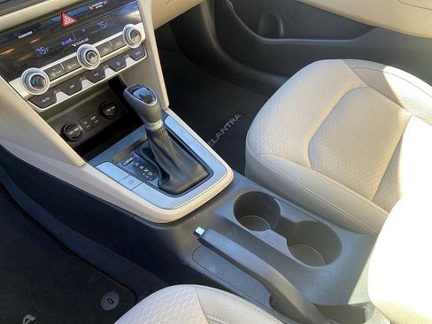 Used 2020 Hyundai Elantra SEL w/ Cargo Package (C1) image 14