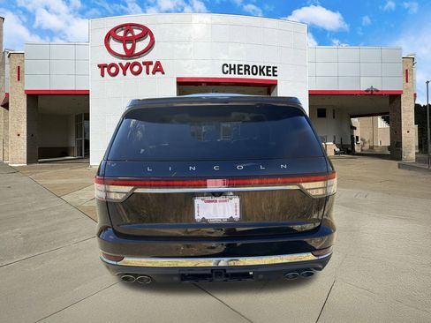 Used 2022 Lincoln Aviator Reserve w/ Equipment Group 201A image 6