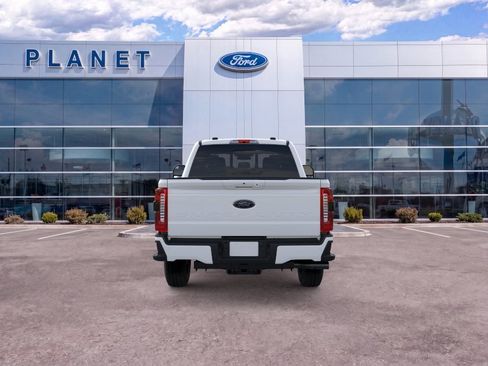 New 2026 Ford F250 Lariat w/ Black Appearance Package AWD/4WD image 6
