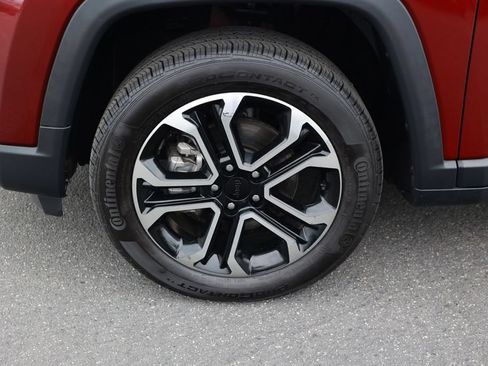 Used 2022 Jeep Compass Limited w/ Sun and Sound Group AWD/4WD image 12