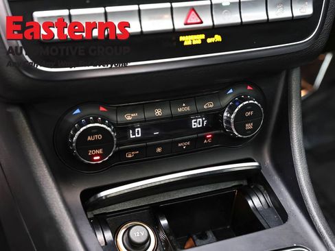 Used 2019 Mercedes-Benz GLA 250 4MATIC w/ Premium Package image 20