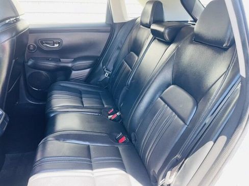 Used 2024 Honda HR-V EX-L image 16