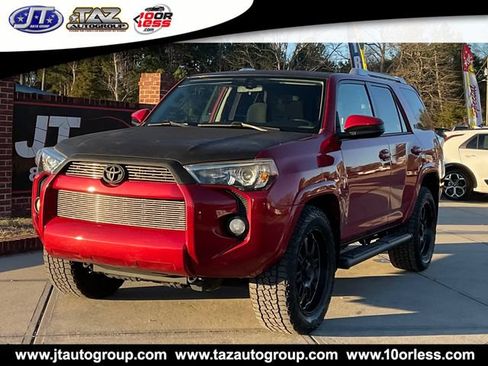 Used 2016 Toyota 4Runner SR5 RWD image 3