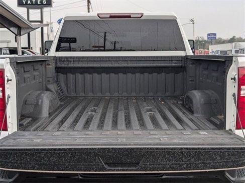 Used 2023 Chevrolet Silverado 2500 Custom w/ Custom Value Package image 10