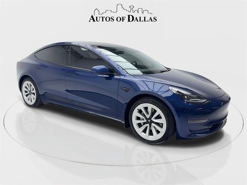 Used 2021 Tesla Model 3 Standard Range Plus image 2