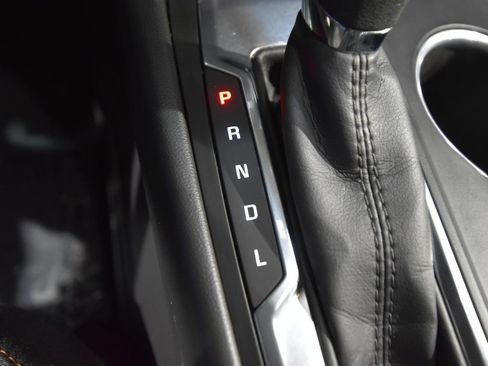 Used 2020 Chevrolet Equinox LT FWD image 26