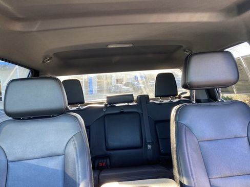 Used 2023 GMC Sierra 1500 SLT image 18