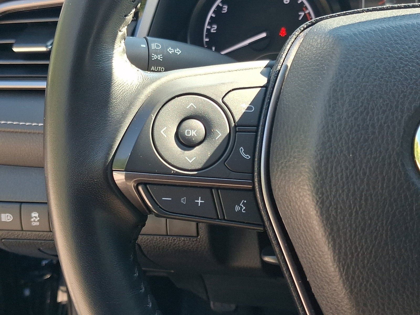 Certified 2024 Toyota Camry SE FWD image 21