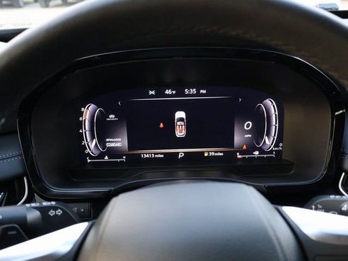 Used 2025 INFINITI QX60 Luxe image 36