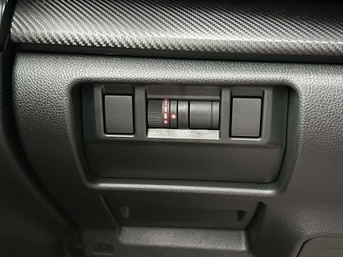 Certified 2025 Subaru Crosstrek 2.0i Premium image 25
