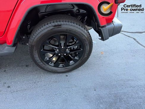 Certified 2022 Jeep Wrangler Unlimited Sahara w/ Cold Weather Group AWD/4WD image 15