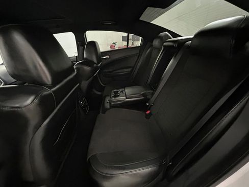Used 2022 Dodge Charger Scat Pack w/ Daytona Edition Group RWD image 19