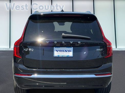 Certified 2025 Volvo XC90 B6 Plus AWD/4WD image 6
