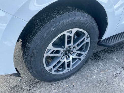 New 2026 Ford Expedition Max Active AWD/4WD image 3