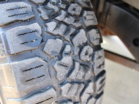 Used 2010 Jeep Wrangler Unlimited Sahara image 16