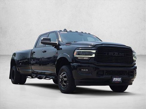 Used 2020 RAM 3500 Laramie w/ Night Edition AWD/4WD image 6