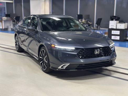 New 2026 Honda Accord Touring image 3