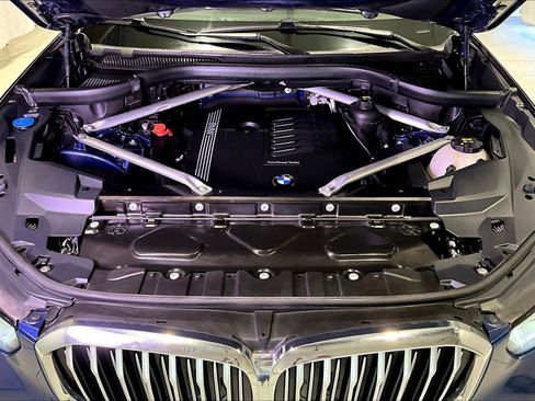 Used 2019 BMW X5 xDrive40i AWD/4WD image 29