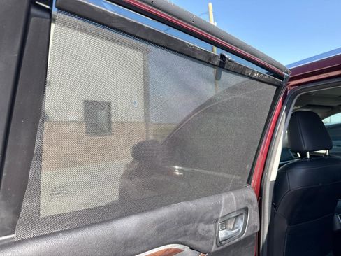 Used 2014 Toyota Highlander Limited image 43