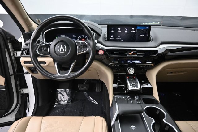 Used 2022 Acura MDX w/ Technology Package FWD image 11