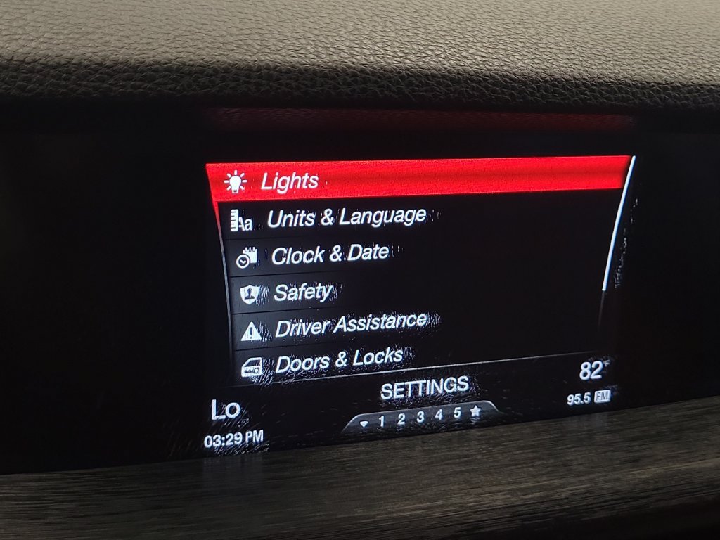 Used 2019 Alfa Romeo Stelvio AWD w/ Cold Weather Package image 20