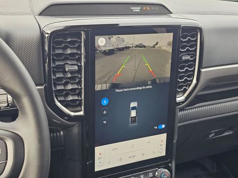 New 2025 Ford Ranger XLT w/ Equipment Group 301A High image 15