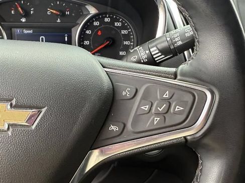 Used 2024 Chevrolet Equinox LT AWD/4WD image 17