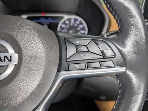 Used 2022 Nissan Sentra SV w/ SV Premium Package image 32