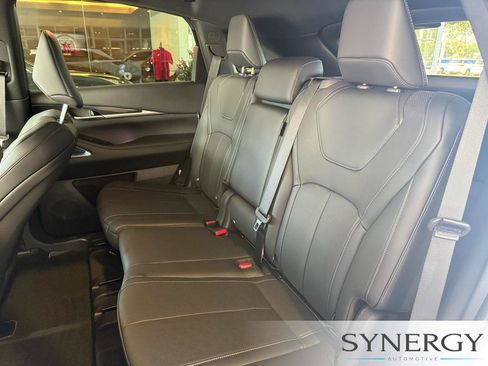 Used 2027 INFINITI QX65 Sport AWD/4WD image 26