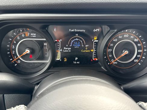 New 2026 Jeep Gladiator Mojave AWD/4WD image 32