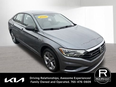 Used 2019 Volkswagen Jetta R-Line image 3