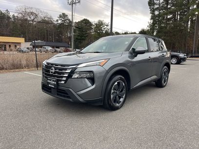 Used 2024 Nissan Rogue SV