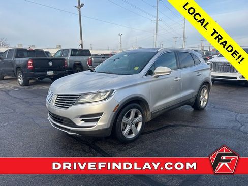 Used 2018 Lincoln MKC Premiere image 1