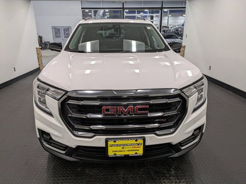 Used 2023 GMC Terrain AT4 w/ Infotainment Package II image 2