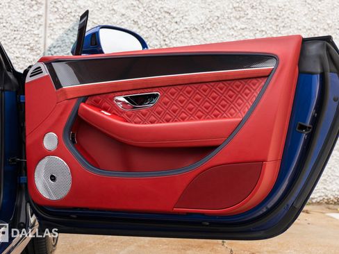 Used 2022 Bentley Continental GT Speed image 34