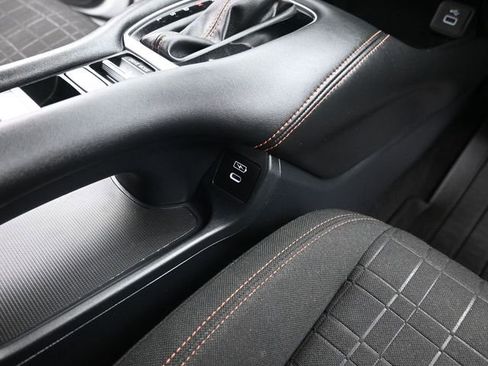 Certified 2024 Honda HR-V Sport image 28