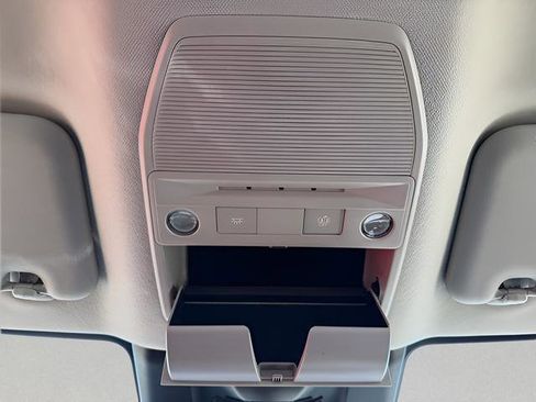 New 2026 Nissan Sentra SV w/ SV Convenience Package FWD image 23