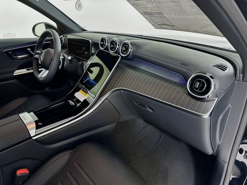 New 2026 Mercedes-Benz GLC 300 image 31