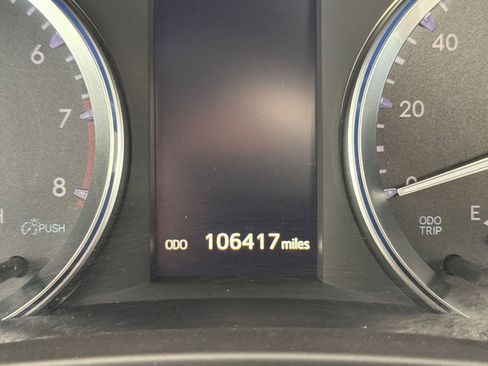 Used 2017 Toyota Highlander XLE image 19