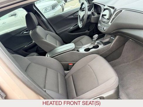 Used 2023 Chevrolet Malibu LT image 10
