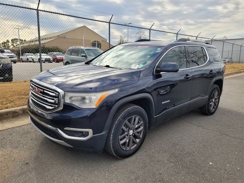 Used 2017 GMC Acadia SLT w/ LPO, Cargo Package image 2