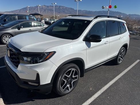 Used 2023 Honda Passport Elite image 1