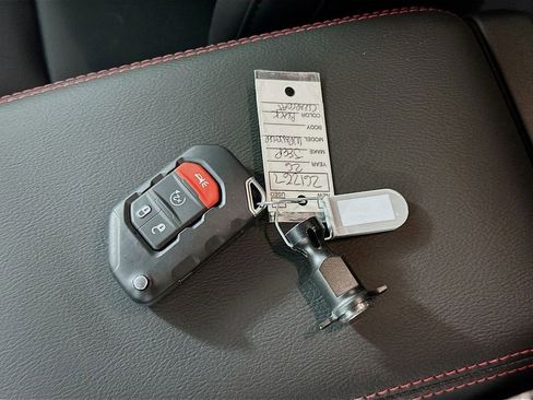 New 2026 Jeep Wrangler Unlimited Rubicon image 20