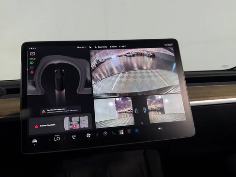 Used 2023 Tesla Model 3 Standard Range RWD image 16