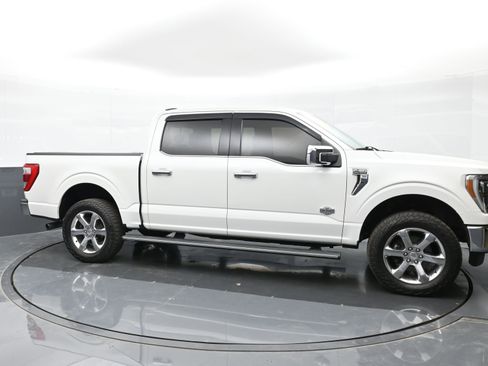 Used 2021 Ford F150 Lariat w/ Equipment Group 502A High AWD/4WD image 5